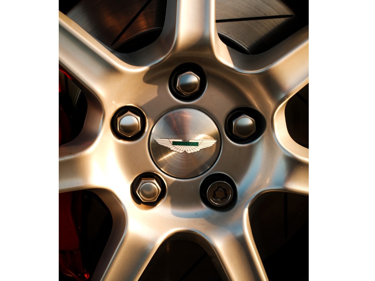 2007 Aston Martin V8 Vantage Image 7