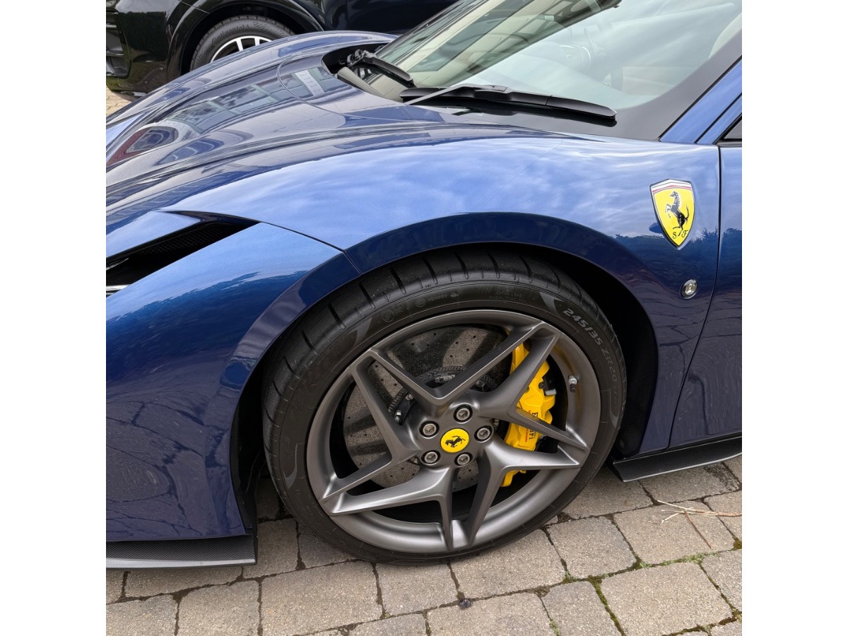 2021 Ferrari F8 Image 3