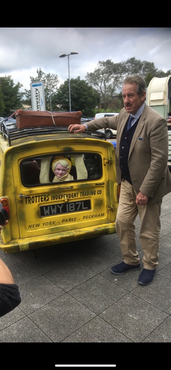 1972 Reliant Regal Supervan Star Car Hire