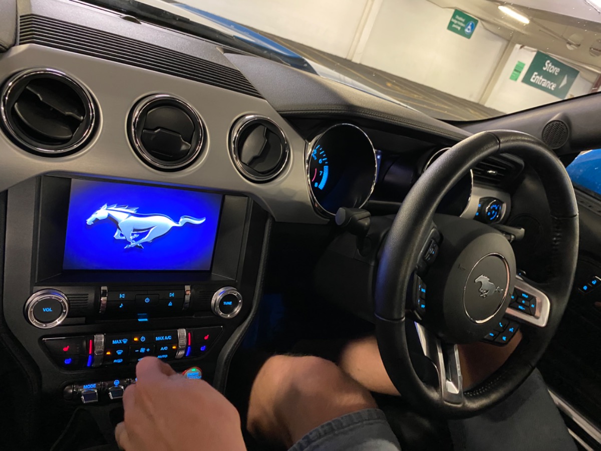 2018 Ford Mustang Image 8