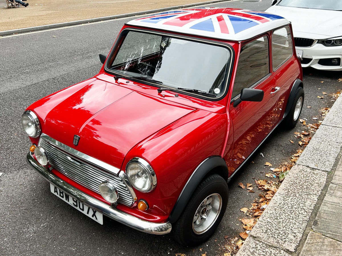 1982 Austin Mini | Star Car Hire