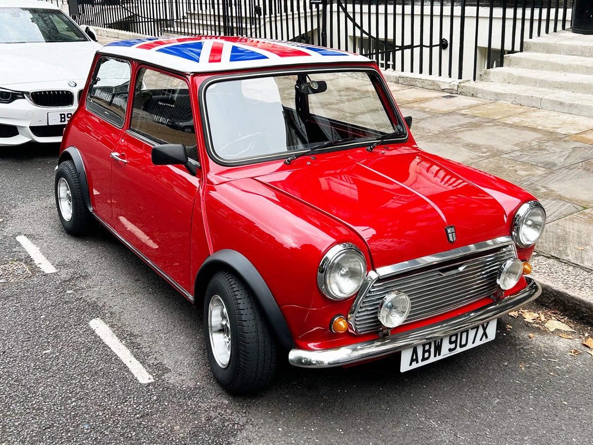1982 Austin Mini | Star Car Hire