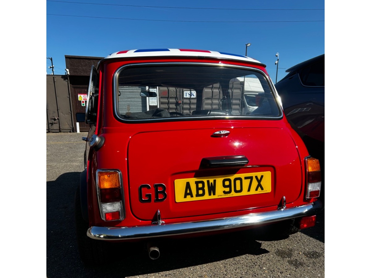 1982 Austin Mini | Star Car Hire